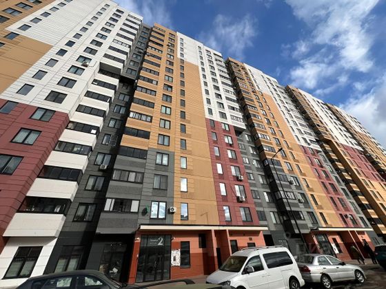 Продажа 2-комнатной квартиры 62,7 м², 17/18 этаж