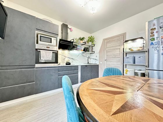 Продажа 2-комнатной квартиры 54,7 м², 2/8 этаж