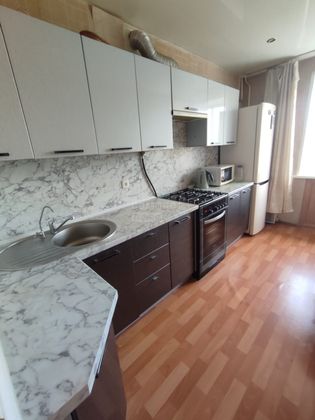 Продажа 4-комнатной квартиры 76 м², 4/10 этаж