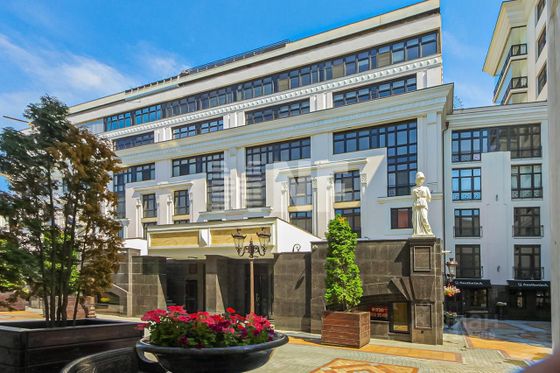 Продажа многокомнатной квартиры 279,5 м², 3/9 этаж