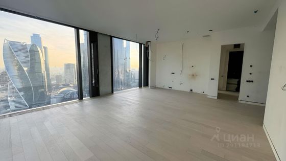 Продажа 2-комнатной квартиры 118,2 м², 35/66 этаж