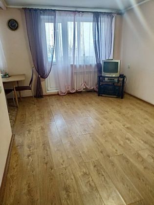 Продажа 3-комнатной квартиры 59 м², 2/5 этаж