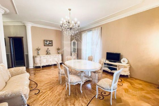 Продажа 3-комнатной квартиры 138,3 м², 3/10 этаж