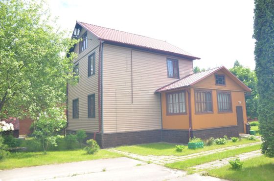 Продажа дома, 158,8 м², с участком 13,4 сотки