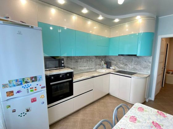 Продажа 3-комнатной квартиры 69,6 м², 8/15 этаж