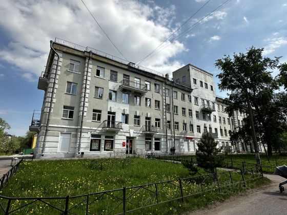 Продажа 4-комнатной квартиры 97,6 м², 2/5 этаж