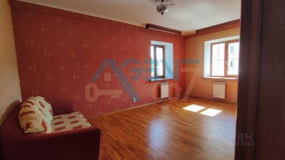 Продажа 2-комнатной квартиры 60 м², 4/10 этаж