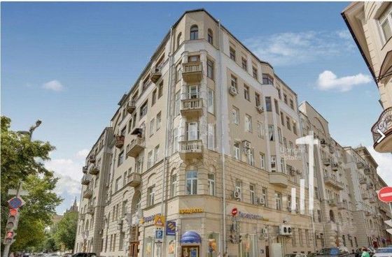 Продажа 4-комнатной квартиры 195 м², 5/6 этаж