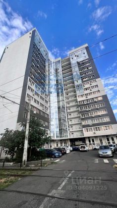 Продажа 2-комнатной квартиры 72 м², 17/17 этаж