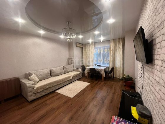 Продажа 2-комнатной квартиры 60 м², 3/5 этаж