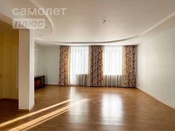 Продажа 4-комнатной квартиры 142,4 м², 3/7 этаж