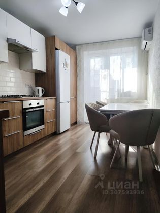 Продажа 2-комнатной квартиры 54 м², 2/3 этаж