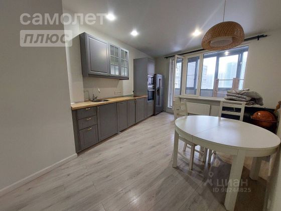 Продажа 2-комнатной квартиры 60 м², 7/12 этаж