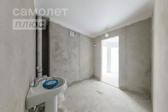 Продажа 2-комнатной квартиры 76 м², 20/20 этаж