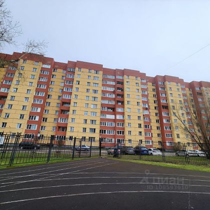 Продажа 2-комнатной квартиры 58 м², 1/10 этаж