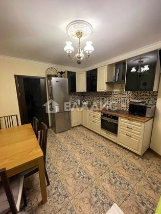 Продажа 3-комнатной квартиры 77 м², 1/5 этаж