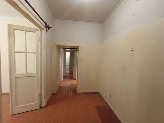 Продажа 2-комнатной квартиры 60 м², 3/4 этаж