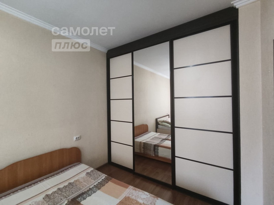 Продажа 2-комнатной квартиры 67 м², 1/9 этаж