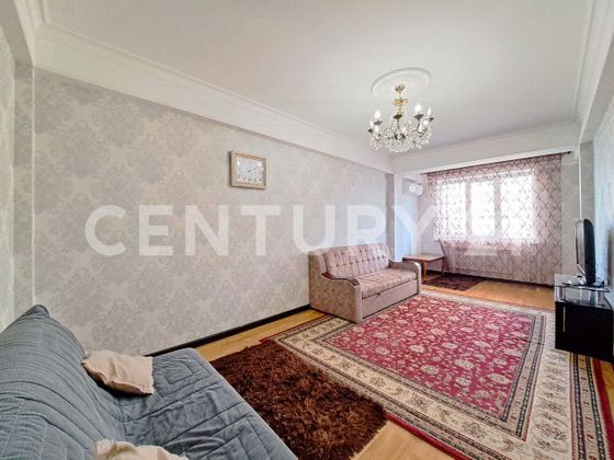 Продажа 2-комнатной квартиры 70 м², 5/10 этаж