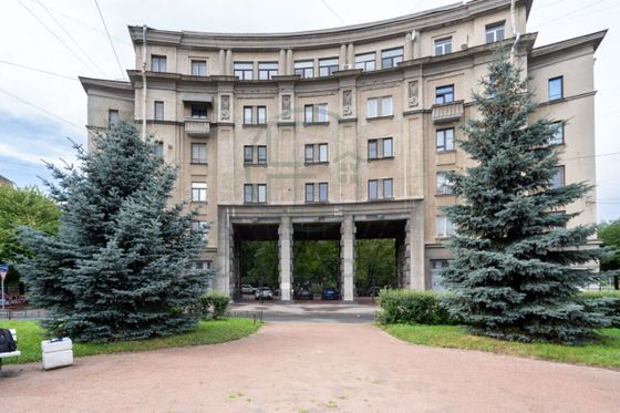 Продажа 3-комнатной квартиры 81,3 м², 2/6 этаж