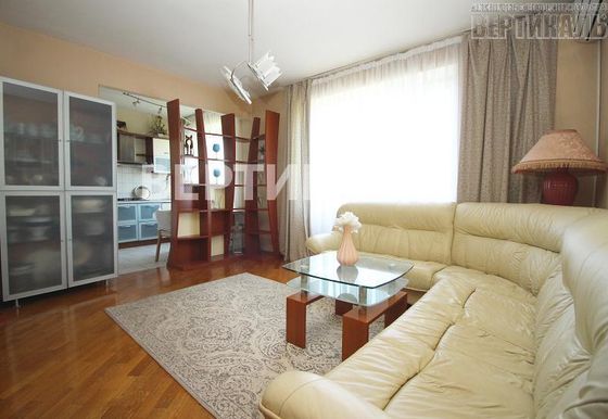 Аренда 3-комнатной квартиры 80 м², 9/10 этаж