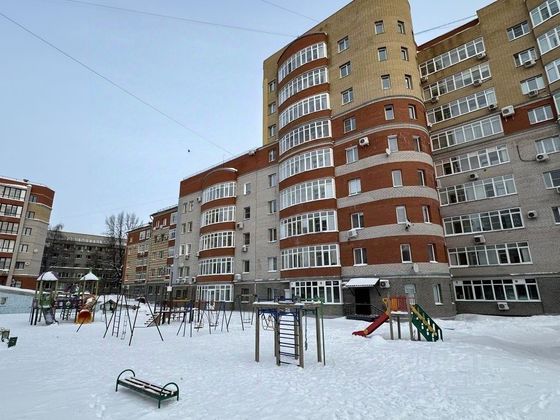 Продажа 3-комнатной квартиры 147,7 м², 3/9 этаж