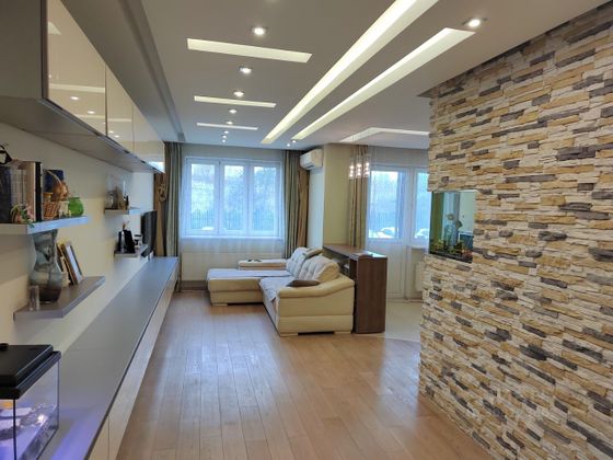 Продажа 3-комнатной квартиры 93,9 м², 1/5 этаж