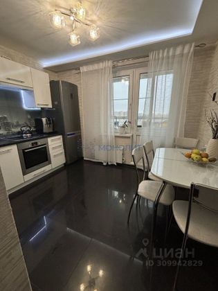 Продажа 2-комнатной квартиры 62,7 м², 13/17 этаж