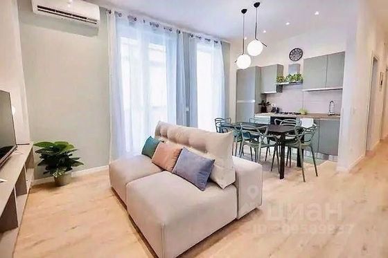 Продажа 3-комнатной квартиры 129 м², 44/53 этаж