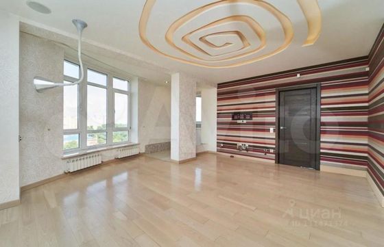 Продажа 4-комнатной квартиры 158 м², 11/17 этаж