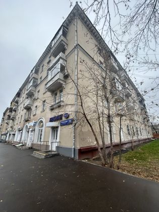 Продажа 1-комнатной квартиры 52,1 м², 5/5 этаж