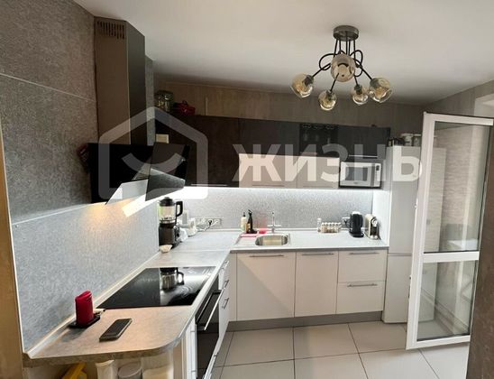 Продажа 2-комнатной квартиры 62 м², 11/14 этаж