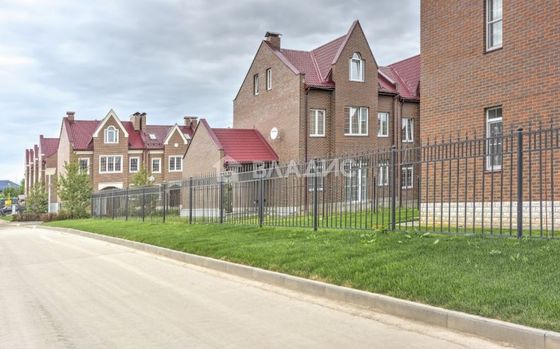 Продажа дома, 130 м², с участком 4 сотки