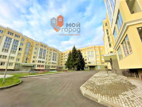 Продажа 2-комнатной квартиры 53 м², 1/6 этаж