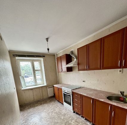 Продажа 3-комнатной квартиры 61 м², 2/10 этаж