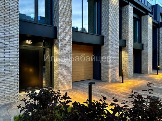 Продажа дома, 213,4 м², с участком 2 сотки