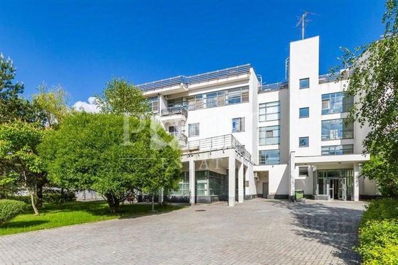 Продажа многокомнатной квартиры 325 м², 1/4 этаж