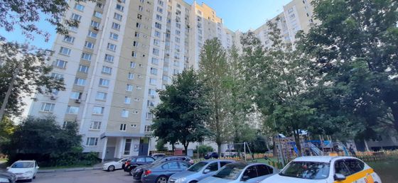 Продажа 2-комнатной квартиры 58 м², 1/17 этаж