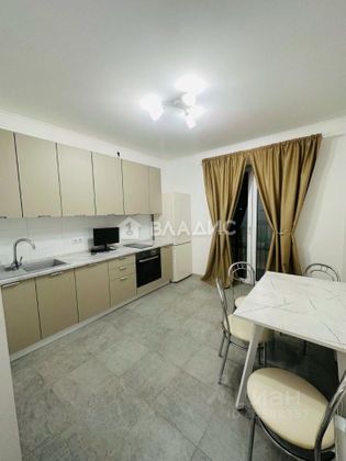 Продажа 1-комнатной квартиры 43 м², 2/21 этаж