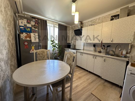 Продажа 3-комнатной квартиры 69 м², 2/9 этаж