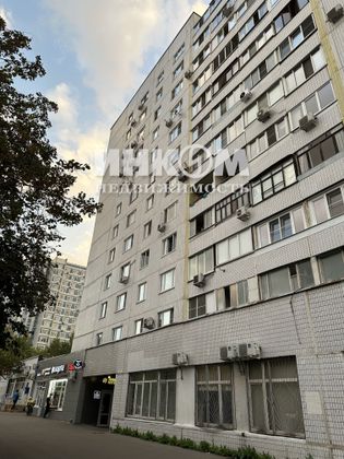 Продажа 3-комнатной квартиры 64 м², 2/12 этаж