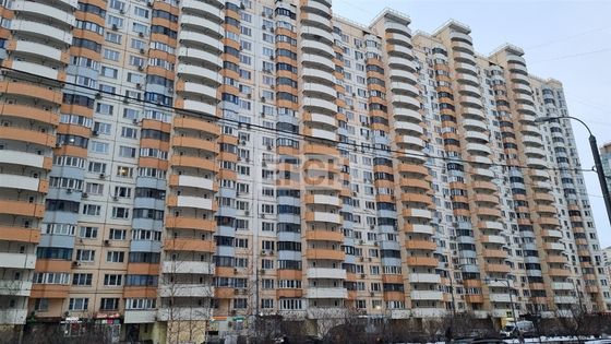 Продажа 2-комнатной квартиры 70 м², 2/22 этаж