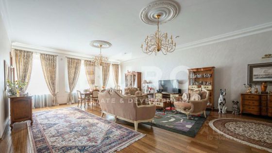 Продажа 3-комнатной квартиры 139,8 м², 2/5 этаж