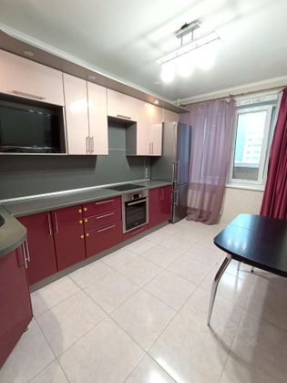 Продажа 2-комнатной квартиры 60,6 м², 2/10 этаж