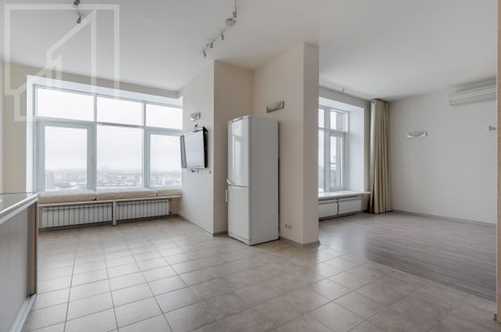 Аренда 4-комнатной квартиры 200 м², 23/57 этаж