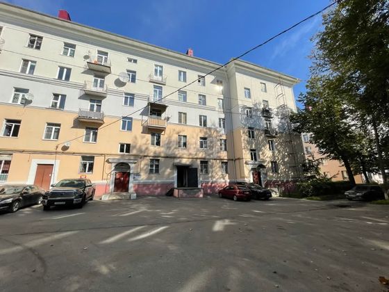 Продажа 2-комнатной квартиры 52 м², 1/5 этаж