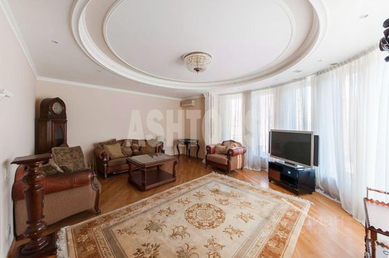 Продажа 3-комнатной квартиры 138 м², 3/18 этаж