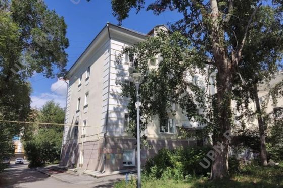 Продажа 2-комнатной квартиры 62 м², 2/3 этаж