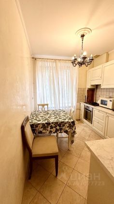 Продажа 2-комнатной квартиры 66,6 м², 1/8 этаж