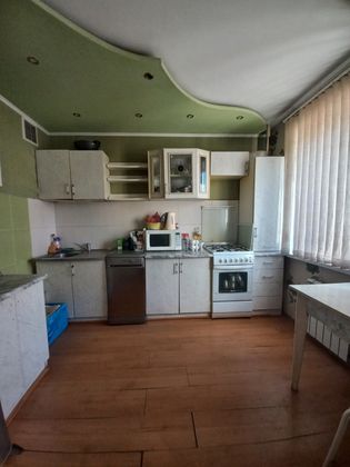 Продажа 3-комнатной квартиры 61,9 м², 1/9 этаж